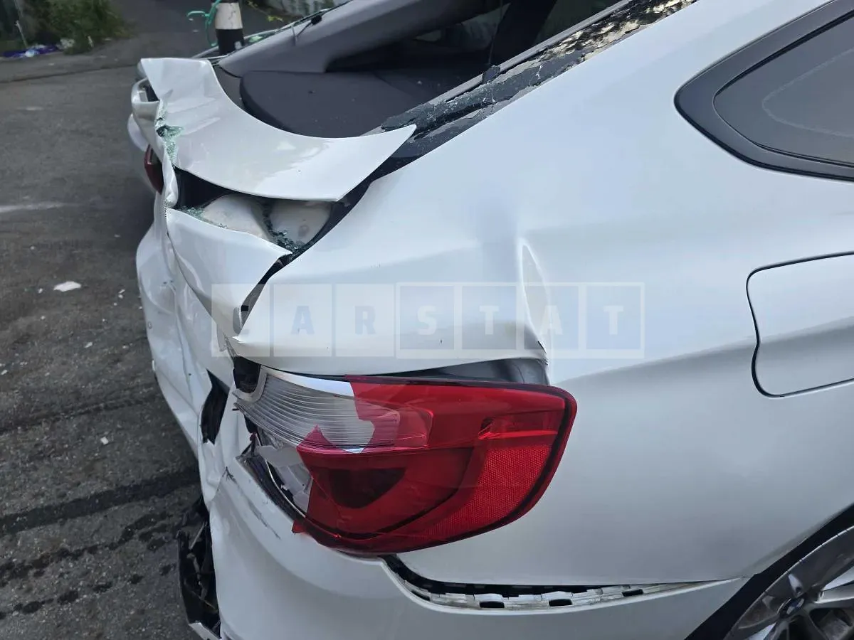 Photo 2 of 6: 2019 BMW 320d GT WLTP — Korean insurance auction