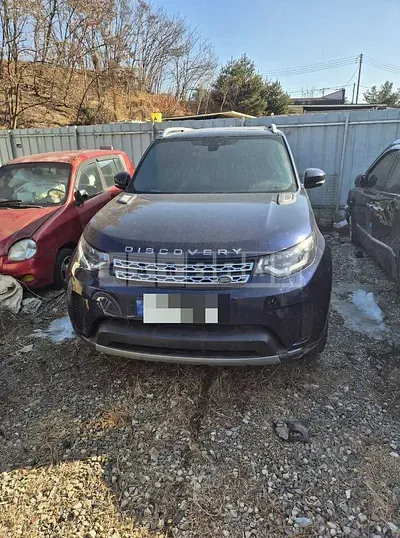 Photo 1 of 14: 2017 Land Rover Discovery TD6 — Korean insurance auction