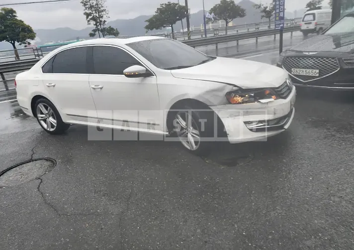 Photo 2 of 13: 2015 Volkswagen Passat 2.0 TDI, VIN 1VWZZZA3ZFC041202 — Korean insurance auction