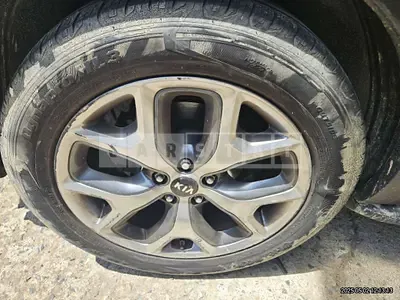 Photo 1 of 8: 2015 Kia (parts) Sorento Hewheel — Korean insurance auction