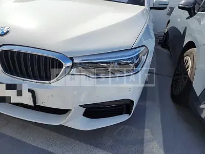 Photo 1 of 3: 2018 BMW (parts) 520d Headlamp — Korean insurance auction