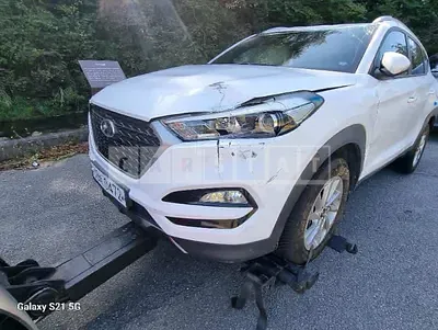 Photo 1 of 16: 2017 Hyundai Tucson, VIN KMHJ3815GHU321354 — Korean insurance auction