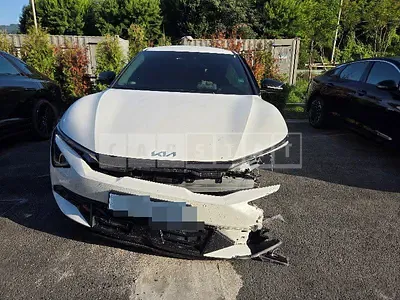 Photo 1 of 57: 2026 Kia EV6 Long Range Earth — Korean insurance auction