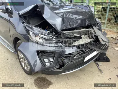 Photo 1 of 8: 2016 Kia Sorento /Sorrento, VIN KNAPH81ADGA266352 — Korean insurance auction