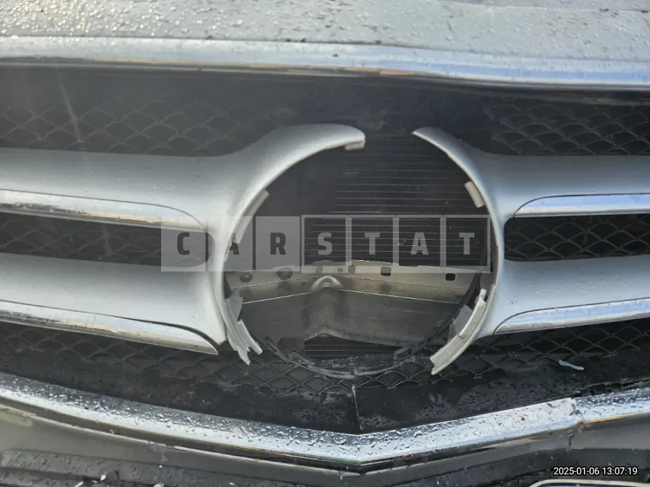 Photo 2 of 5: 2014 Mercedes-Benz E300 4Matic — Korean insurance auction