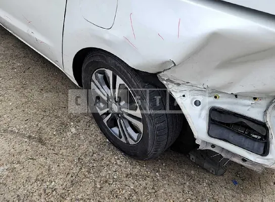 Photo 2 of 18: 2019 Kia Carnival, VIN KNAMB81ABKS511856 — Korean insurance auction