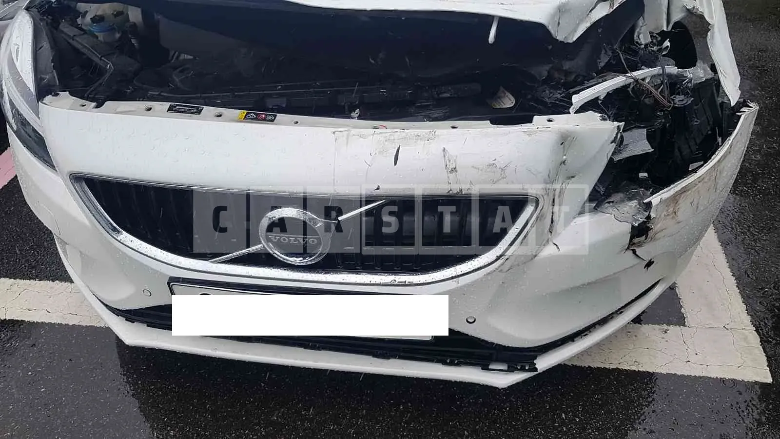 Photo 2 of 19: 2018 Volvo V40 D3 — Korean insurance auction