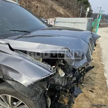 Photo 2 of 24: 2020 Hyundai Santa Fe, VIN KMHS281BDLU222948 — Korean insurance auction