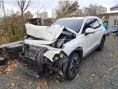 Photo 1 of 38: 2019 Hyundai Santa Fe, VIN KMHS381CDKU015039 — Korean insurance auction