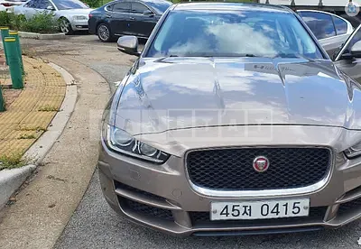Photo 1 of 19: 2016 Jaguar XE 2.0d, VIN SAJAB4BN5GA920873 — Korean insurance auction
