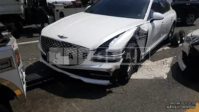 Photo 1 of 8: 2020 Genesis Genece G80 2.5T, VIN KMTGB41CBMU058285 — Korean insurance auction