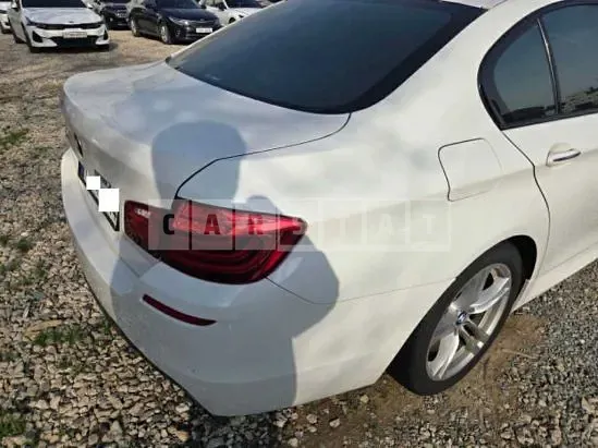 Photo 2 of 28: 2016 BMW 520d xDrive — Korean insurance auction
