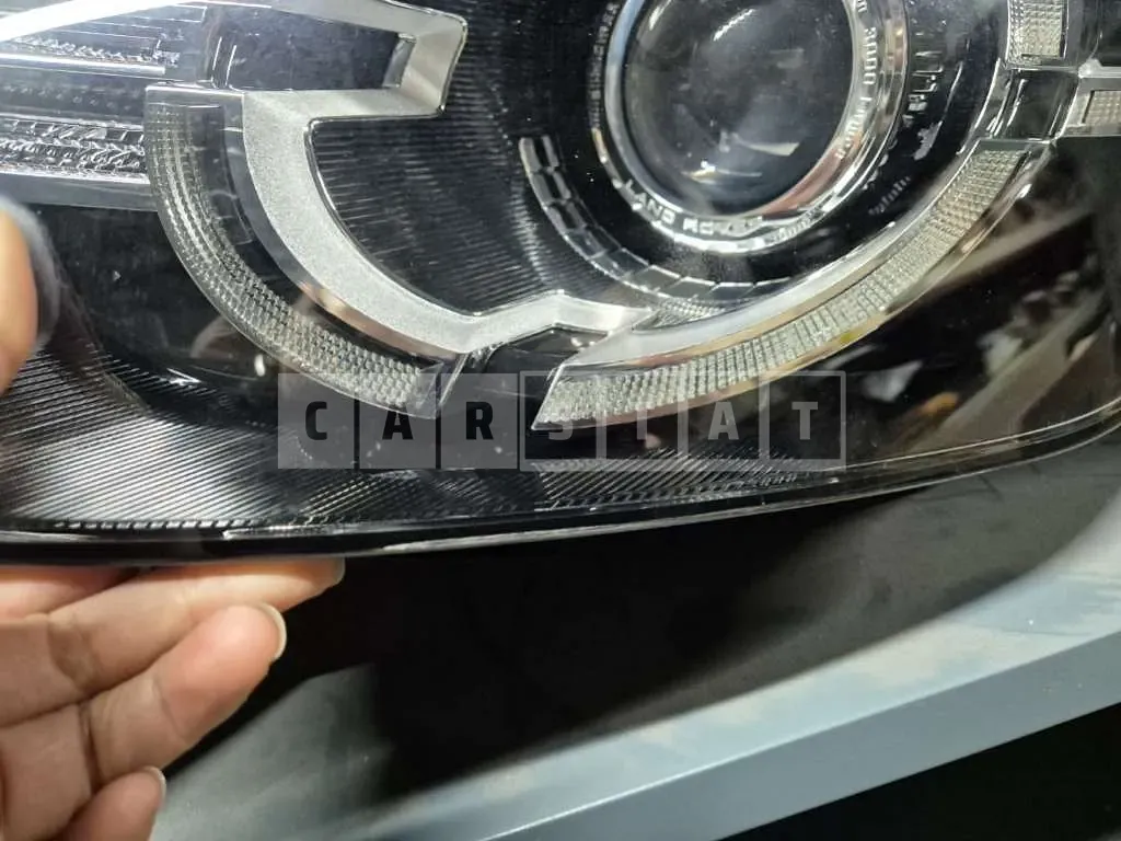 Photo 2 of 2: 2017 Land Rover (parts) Discovery Sport TD4 Headlamp — Korean insurance auction