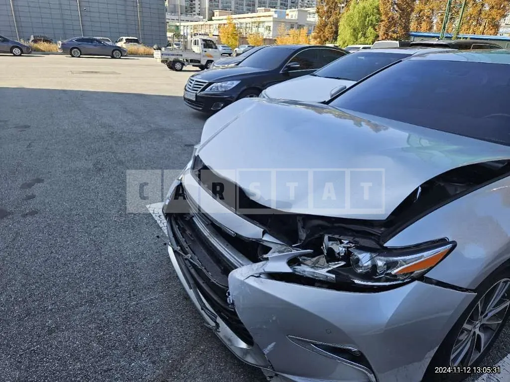 Photo 2 of 14: 2018 Lexus ES300h — Korean insurance auction