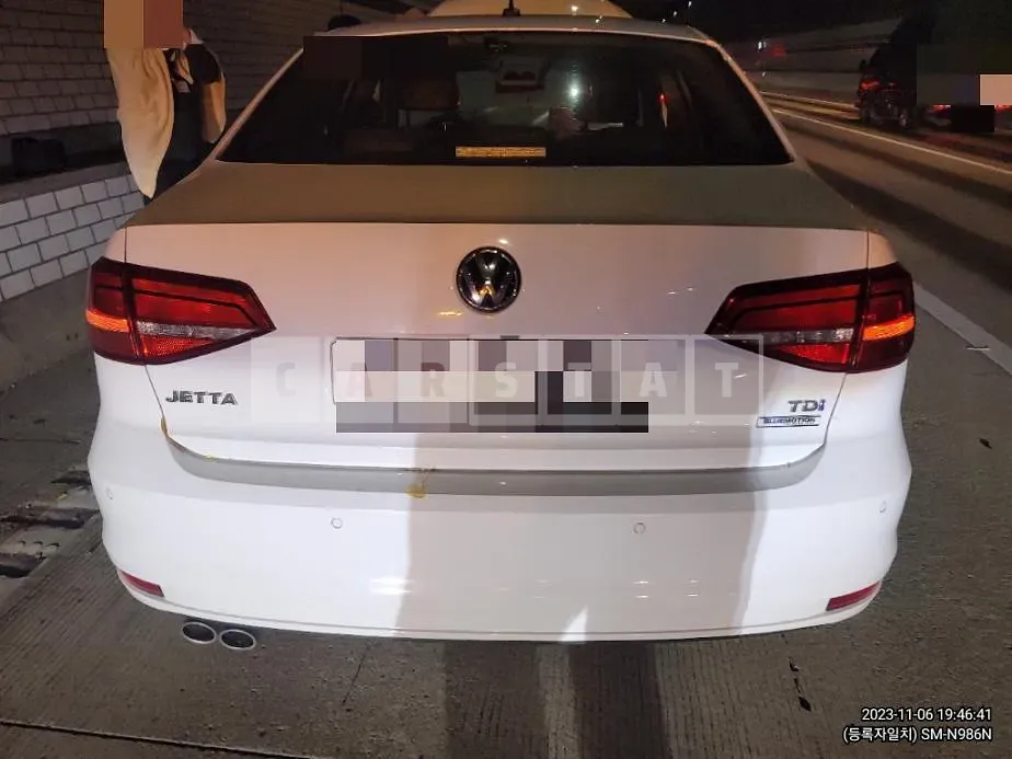 Photo 2 of 25: 2015 Volkswagen Jetta 2.0 TDI BMT — Korean insurance auction