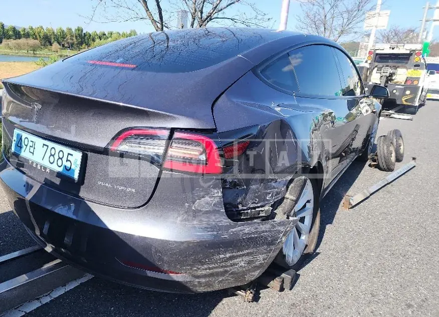 Photo 2 of 4: 2021 Tesla Model 3 Long Range — Korean insurance auction