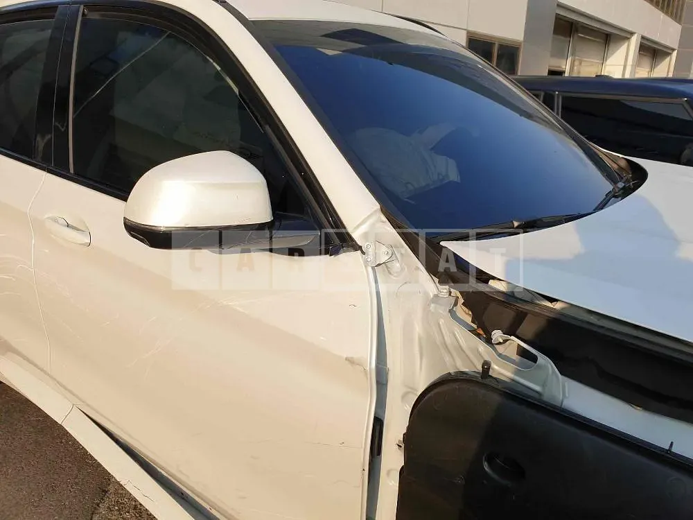 Photo 2 of 45: 2022 BMW iX3 M Sport, VIN WBY41DU08PS630149 — Korean insurance auction