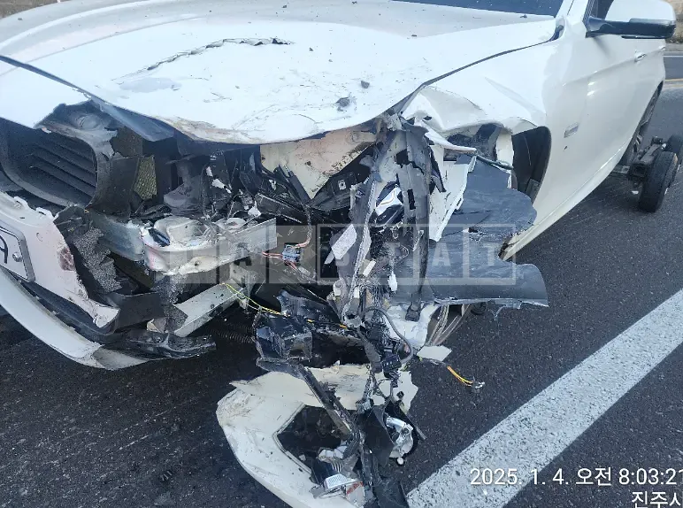 Photo 2 of 12: 2016 BMW 530d xDrive — Korean insurance auction