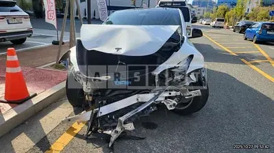 Photo 1 of 9: 2024 Tesla Model Y RWD, VIN LRWYGCFS6RC416149 — Korean insurance auction