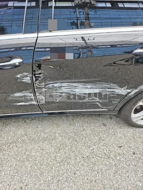 Photo 2 of 11: 2015 Mercedes-Benz E250 BlueTec 4Matic — Korean insurance auction