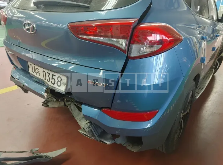 Photo 2 of 9: 2016 Hyundai Tucson, VIN KMHJ381ABGU074238 — Korean insurance auction