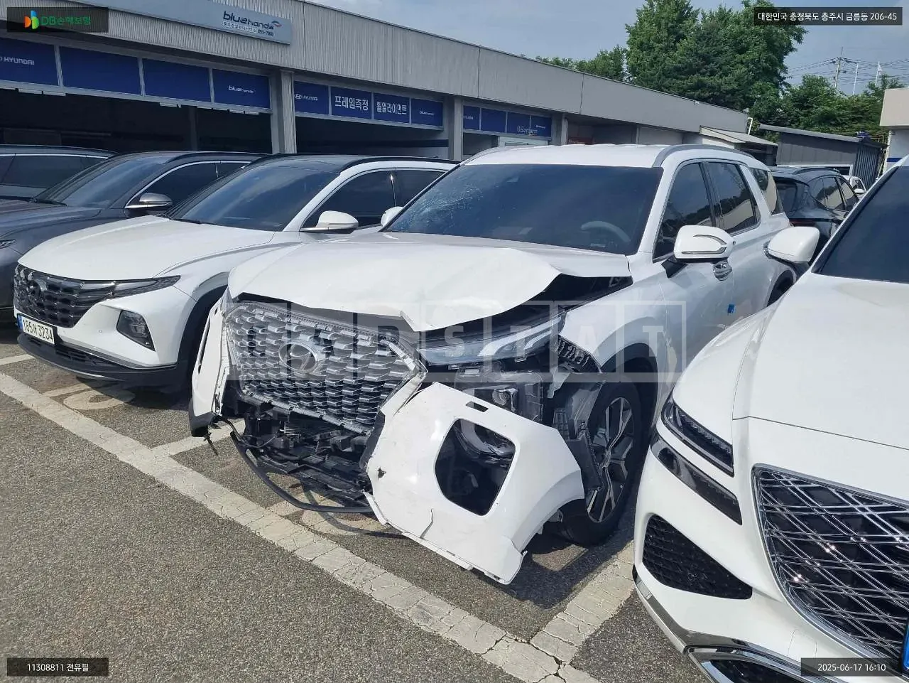 Photo 2 of 14: 2022 Hyundai Palisade, VIN KMHR381EBNU478484 — Korean insurance auction