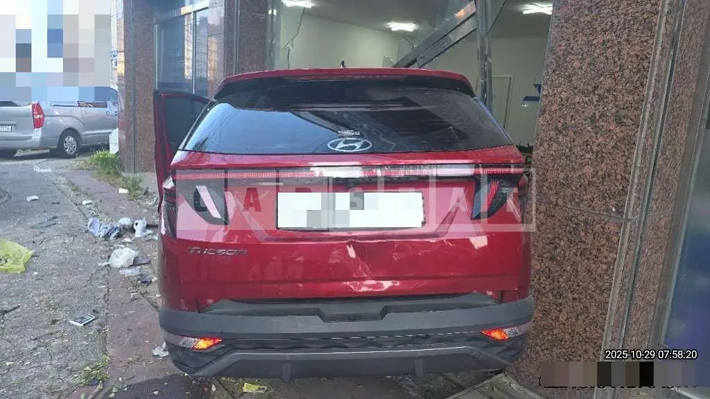 Photo 2 of 34: 2020 Hyundai Tucson NX4 Hybrid — Korean insurance auction
