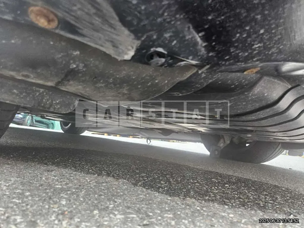 Photo 2 of 21: 2020 BMW X5 xDrive30d — Korean insurance auction