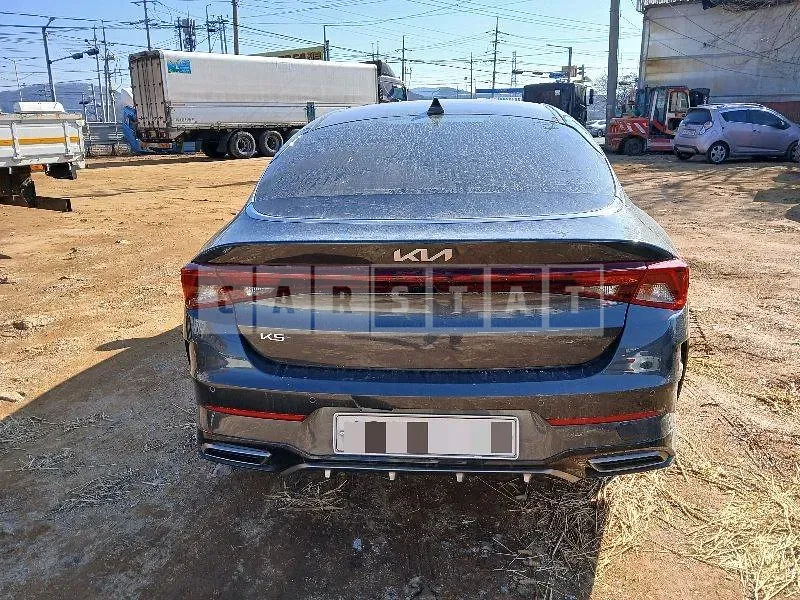 Photo 2 of 6: 2022 Kia K5 — Korean insurance auction