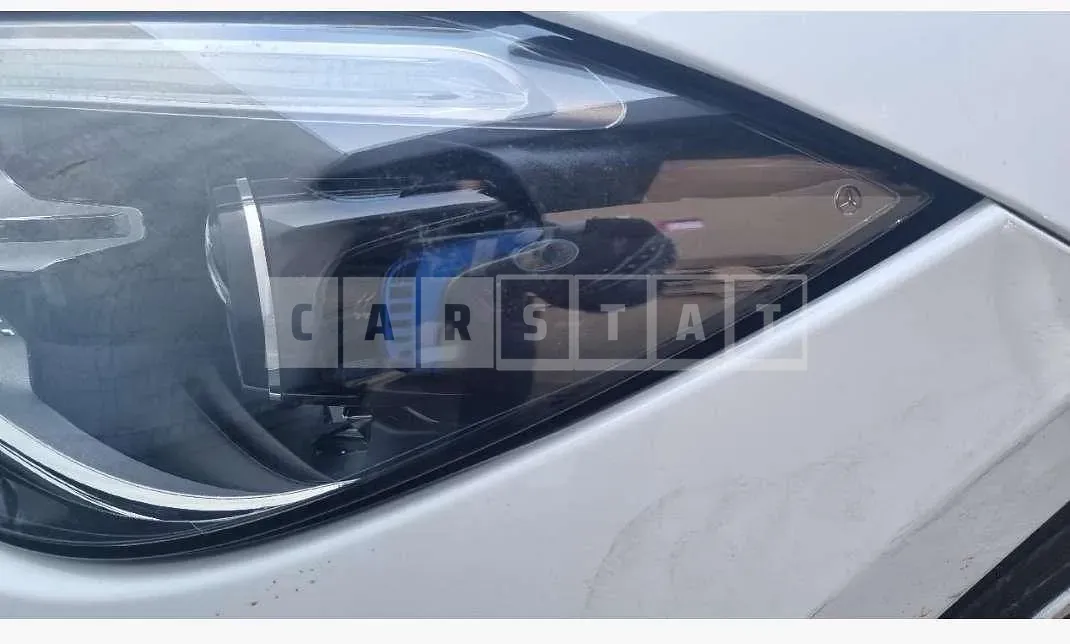 Photo 2 of 35: 2023 Mercedes-Benz C 300 4Matic — Korean insurance auction