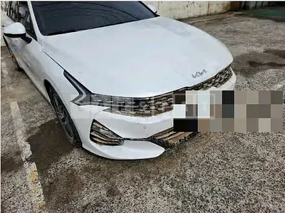 Photo 1 of 28: 2023 Kia K5 — Korean insurance auction
