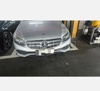 Photo 1 of 13: 2018 Mercedes-Benz E200 — Korean insurance auction