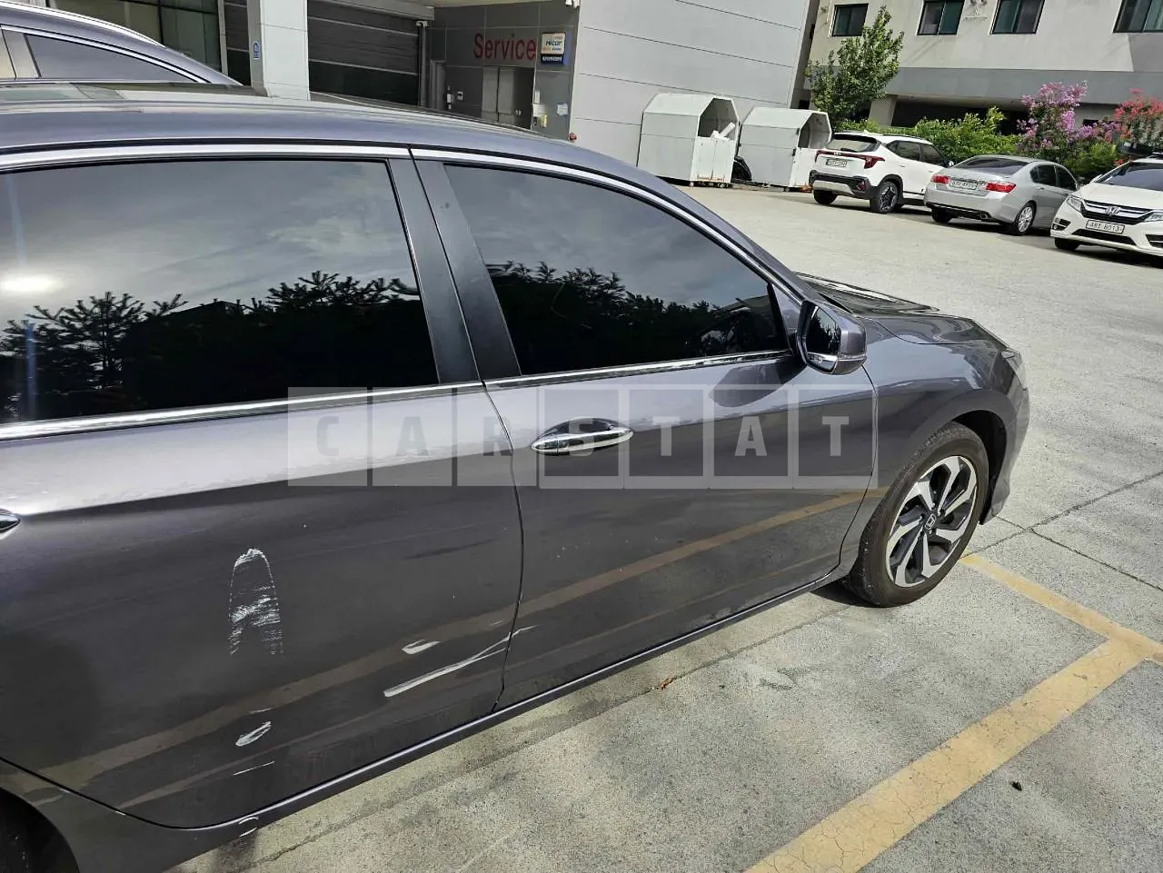 Photo 2 of 17: 2017 Honda Accord 2.4, VIN 1HGCR2680HA513763 — Korean insurance auction