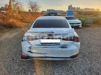 Photo 1 of 6: 2021 Lexus ES300h — Korean insurance auction