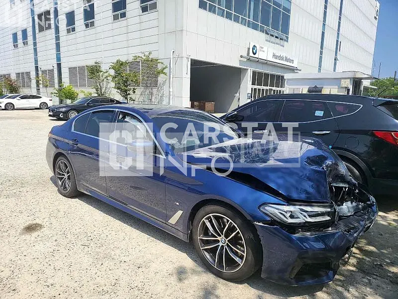 Photo 2 of 37: 2021 BMW 523d, VIN WBA11ES01MWX06373 — Korean insurance auction