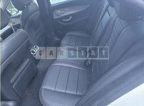 Photo 2 of 9: 2017 Mercedes-Benz E 300 — Korean insurance auction