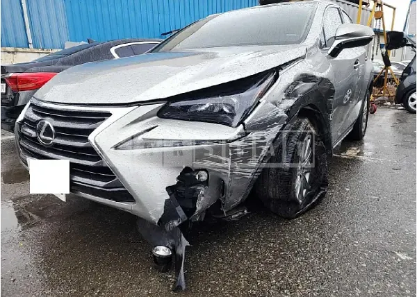 Photo 2 of 14: 2016 Lexus NX200 T, VIN JTJBARBZ7G2095240 — Korean insurance auction