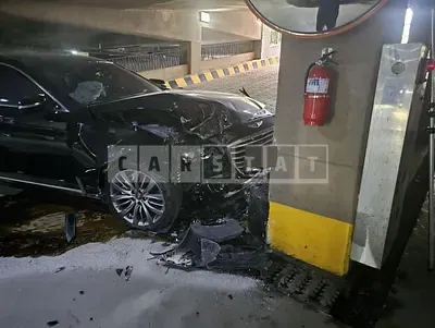 2016 GENESIS 3.8