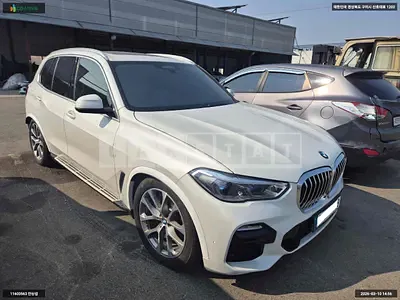 Photo 1 of 17: 2021 BMW X5 xDrive 45e, VIN WBATA6107M9H41212 — Korean insurance auction
