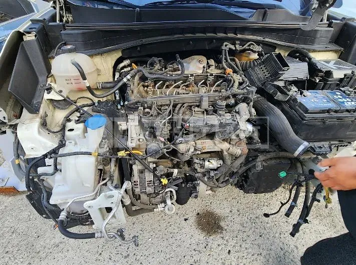 Photo 2 of 43: 2015 Kia Sportage 2.0, VIN KNAPM813BGK004198 — Korean insurance auction