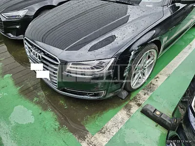 Photo 1 of 17: 2015 Audi A8L 60 TDI quattro — Korean insurance auction