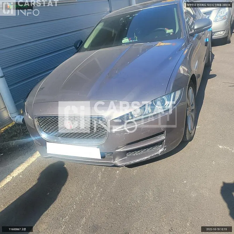 Photo 2 of 8: 2015 Jaguar XE, VIN SAJAB4BN5GA922199 — Korean insurance auction