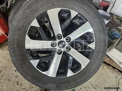 Photo 1 of 1: 2020 Kia (parts) Sorento Wheels — Korean insurance auction