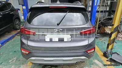 Photo 1 of 25: 2018 Hyundai Santa Fe TM 2.0 — Korean insurance auction