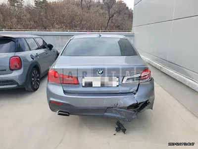 Photo 1 of 19: 2018 BMW 530i, VIN WBAJD3103JWC13869 — Korean insurance auction