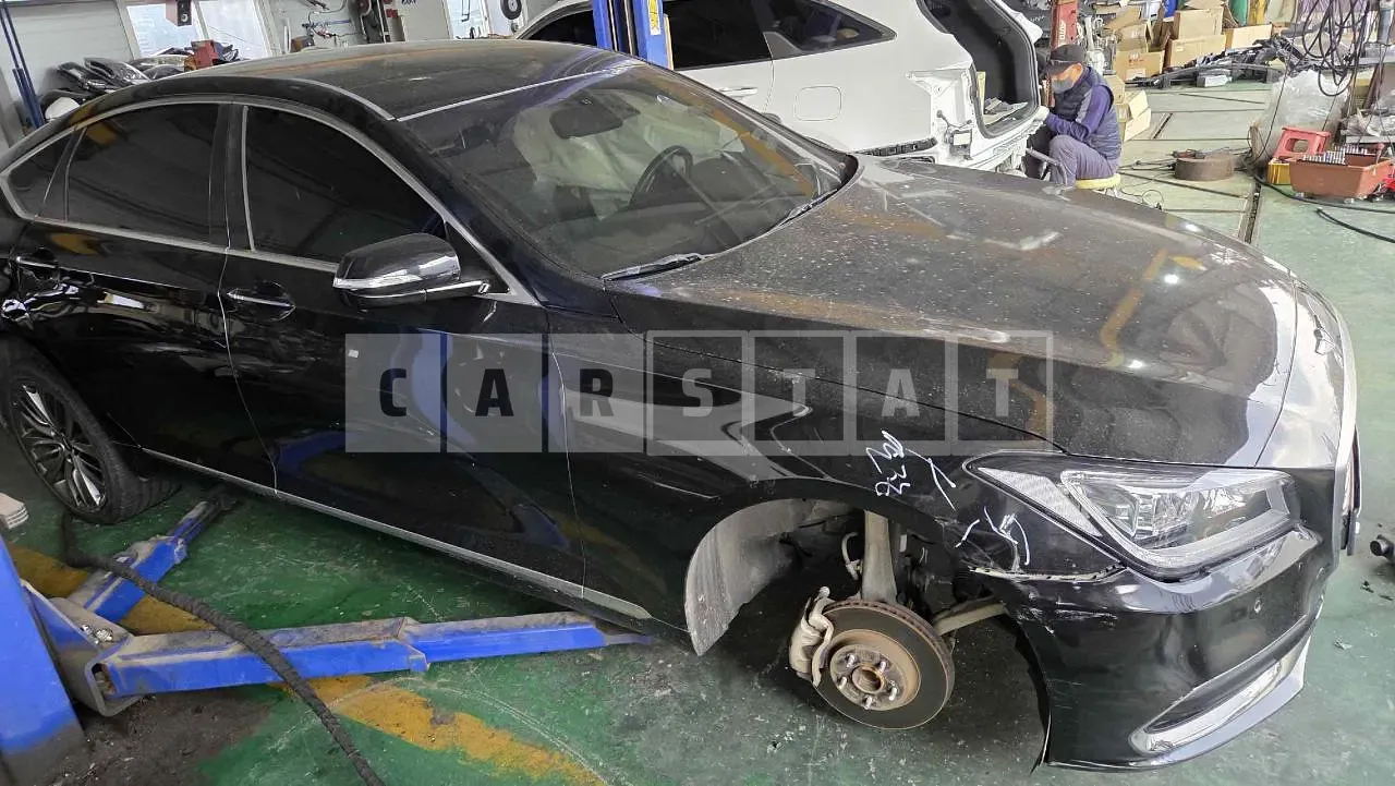 Photo 2 of 12: 2016 Hyundai Genesis G80, VIN KMHGM41DBHU180431 — Korean insurance auction
