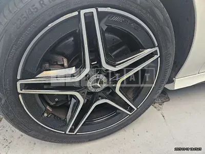 Photo 1 of 2: 2020 Mercedes-Benz (parts) CLA250 4Matic Wheels — Korean insurance auction