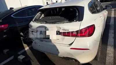 Photo 1 of 29: 2021 BMW 120i — Korean insurance auction