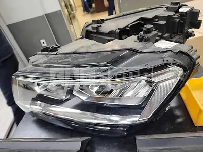 Photo 1 of 3: 2020 Volkswagen (parts) Tiguan 2.0 TDI Lite — Korean insurance auction