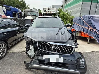 Photo 1 of 28: 2016 Kia Sorento 2.2 — Korean insurance auction